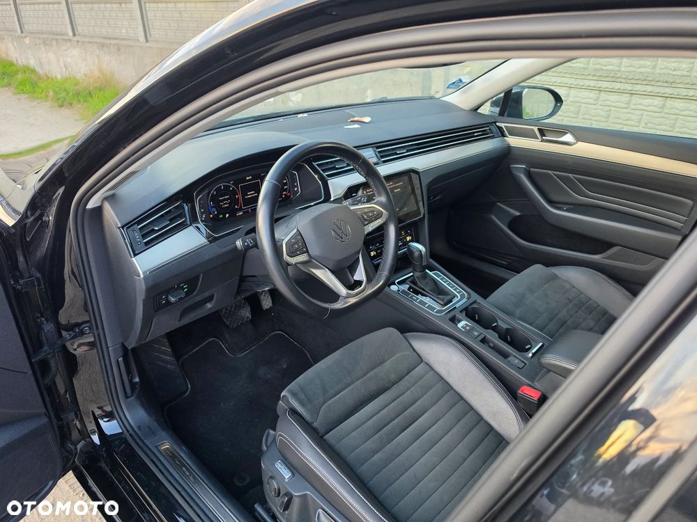 Volkswagen Passat 2.0 TDI SCR Highline DSG - 17
