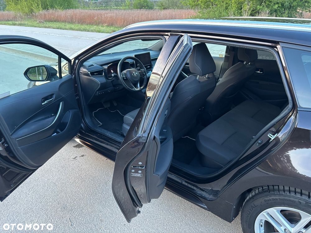 Toyota Corolla 1.8 Hybrid Comfort - 10