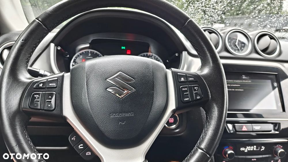 Suzuki Vitara - 17