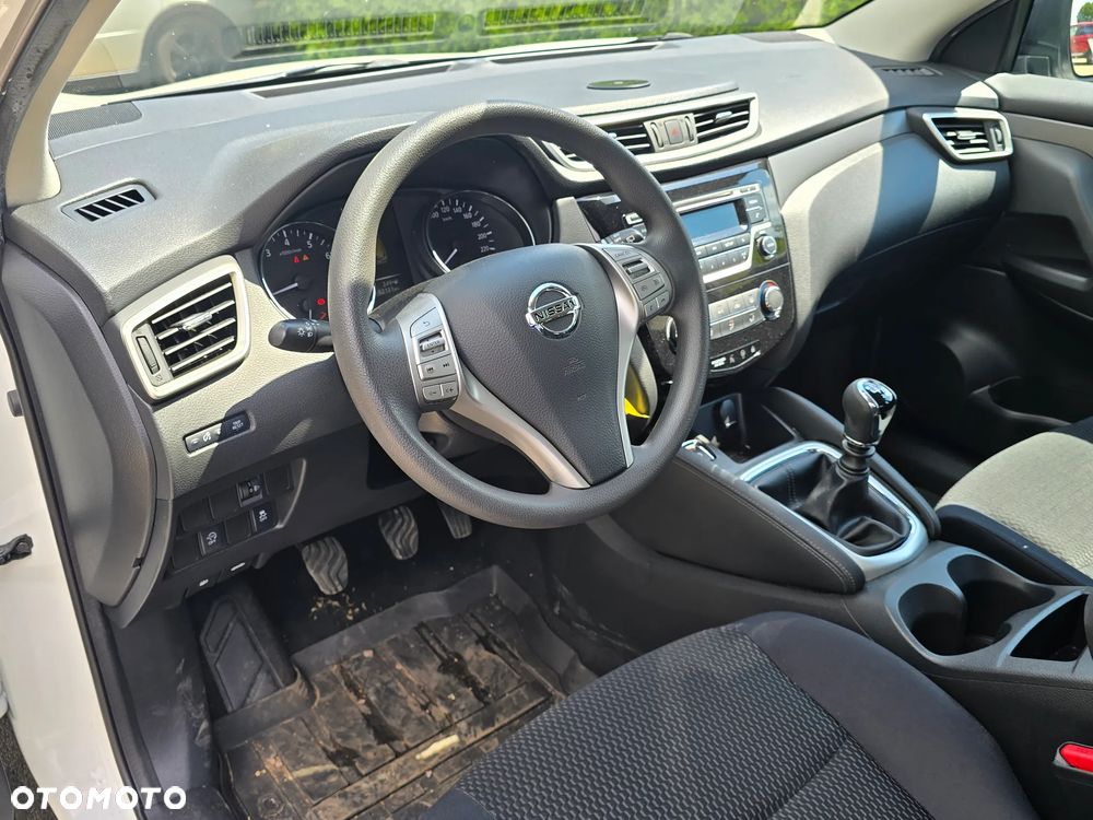 Nissan Qashqai 1.2 DIG-T N-Vision - 18