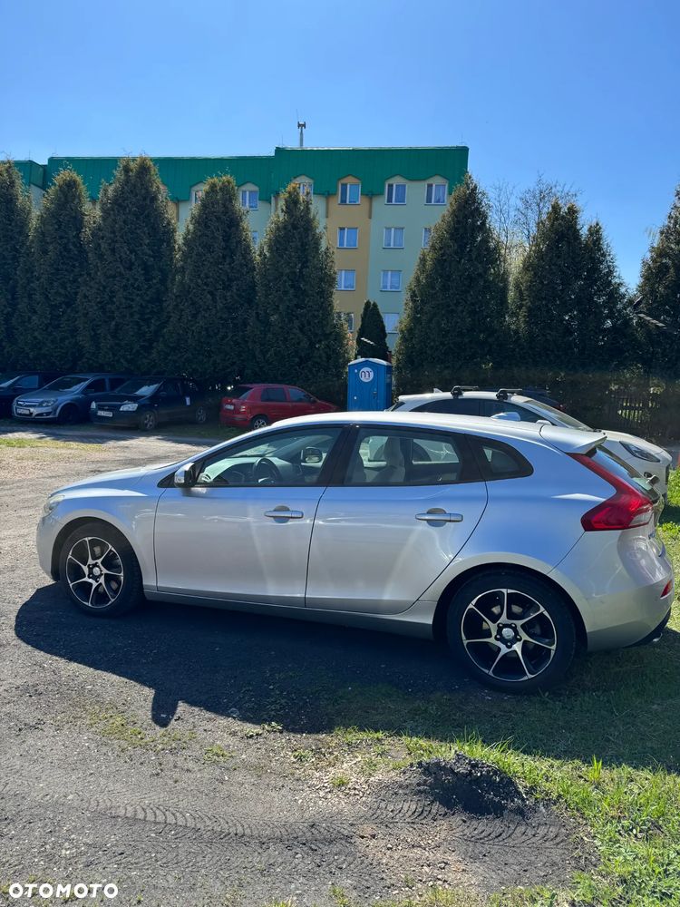 Volvo V40 D3 Kinetic - 6