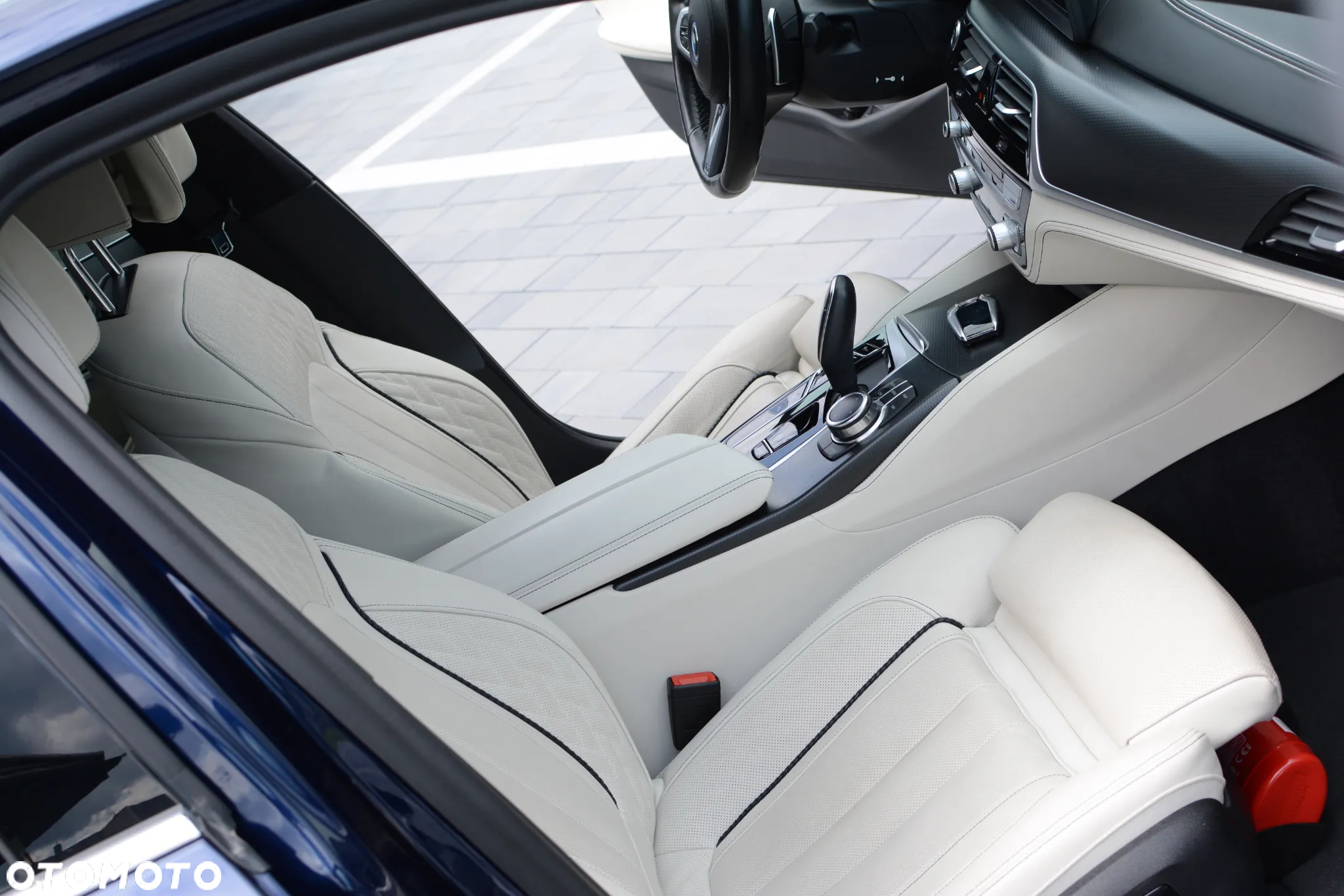 BMW Seria 5 545e xDrive M Sport sport - 34