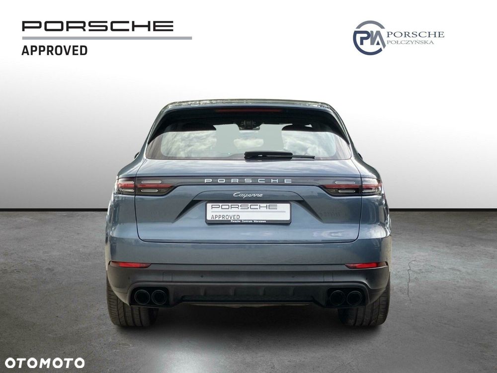 Porsche Cayenne Standard - 4