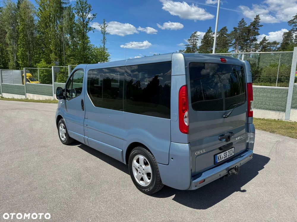Opel Vivaro - 23