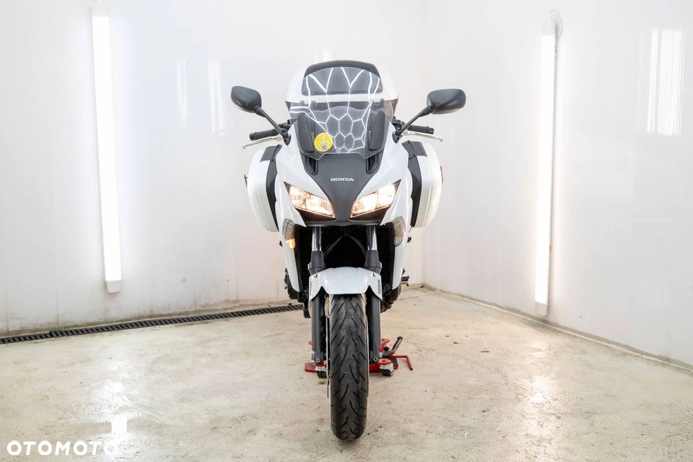 Honda CBF - 5