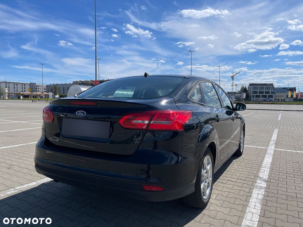 Ford Focus 1.6 Trend - 9