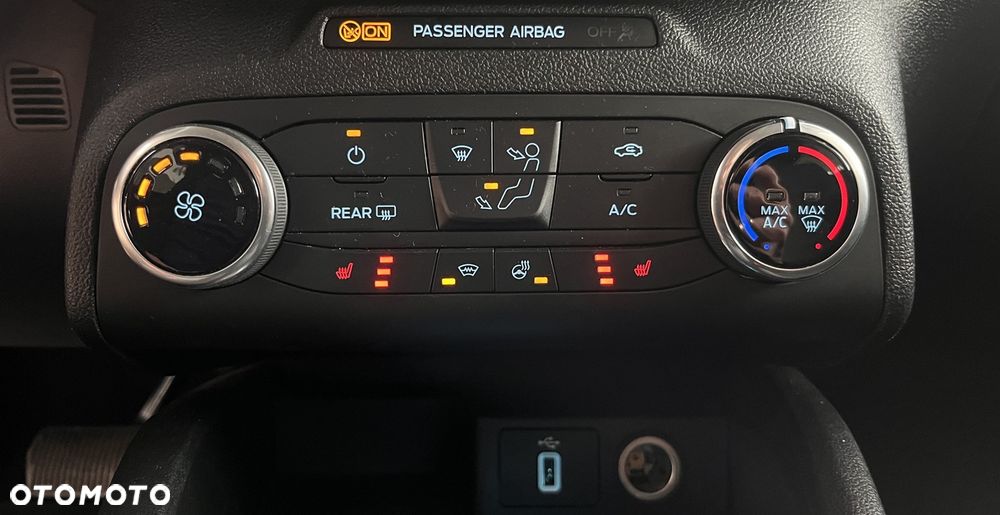 Ford Focus 1.0 EcoBoost Titanium ASS PowerShift - 17