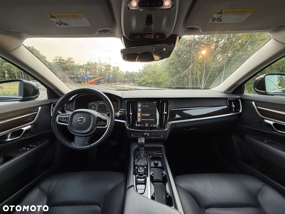 Volvo S90 - 10