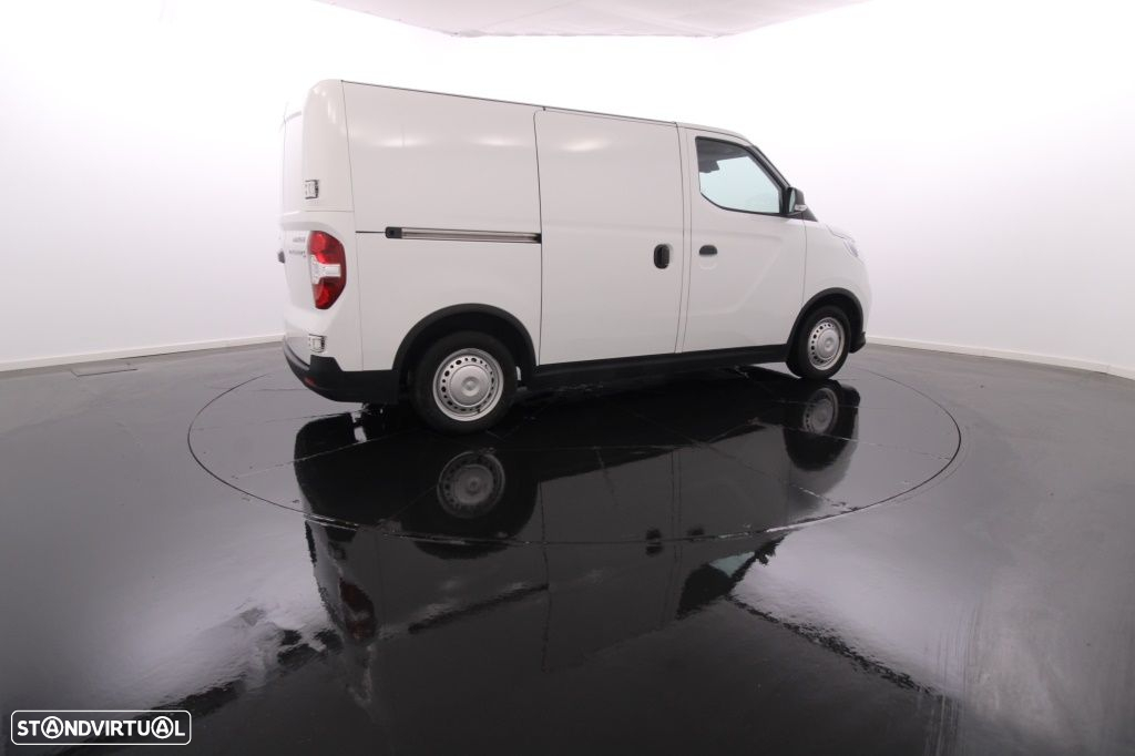 Maxus e-deliver-3 Cargo VAN SWB Bat. 50,23 kWh - 8