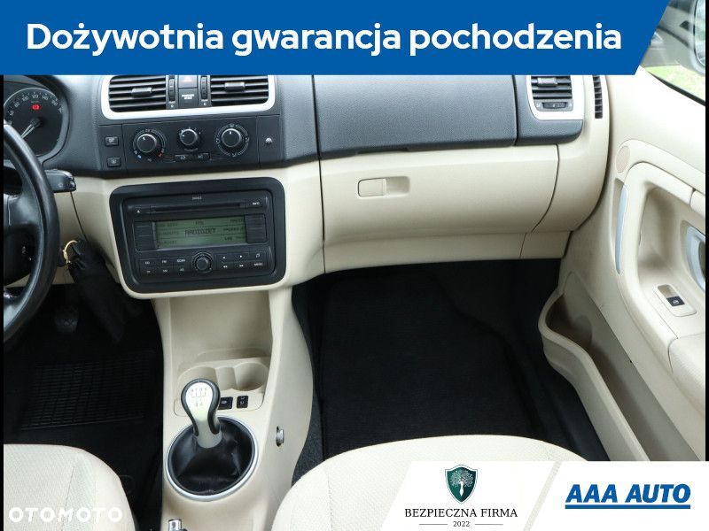 Skoda Fabia - 10