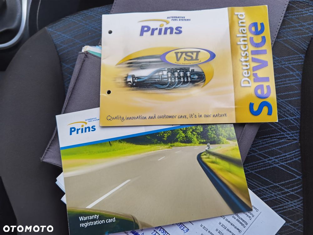 Renault Clio 1.2 16V 75 Expression - 14