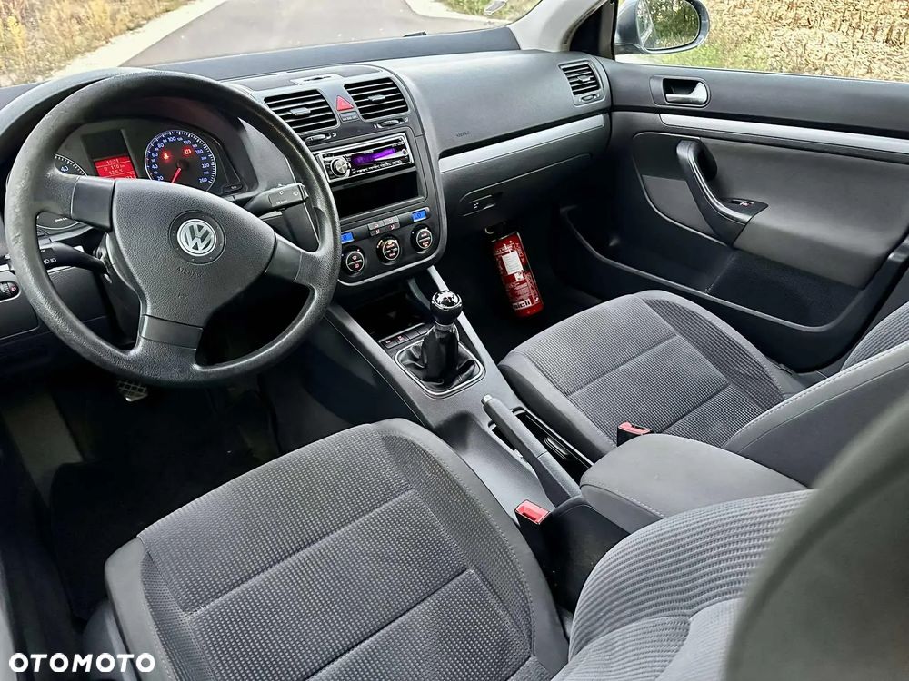 Volkswagen Jetta - 17