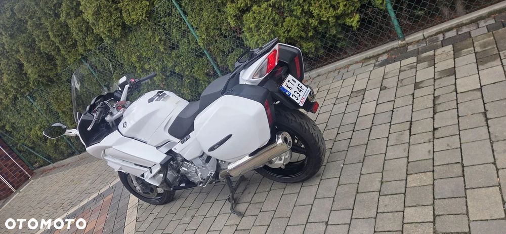 Yamaha FJR - 3