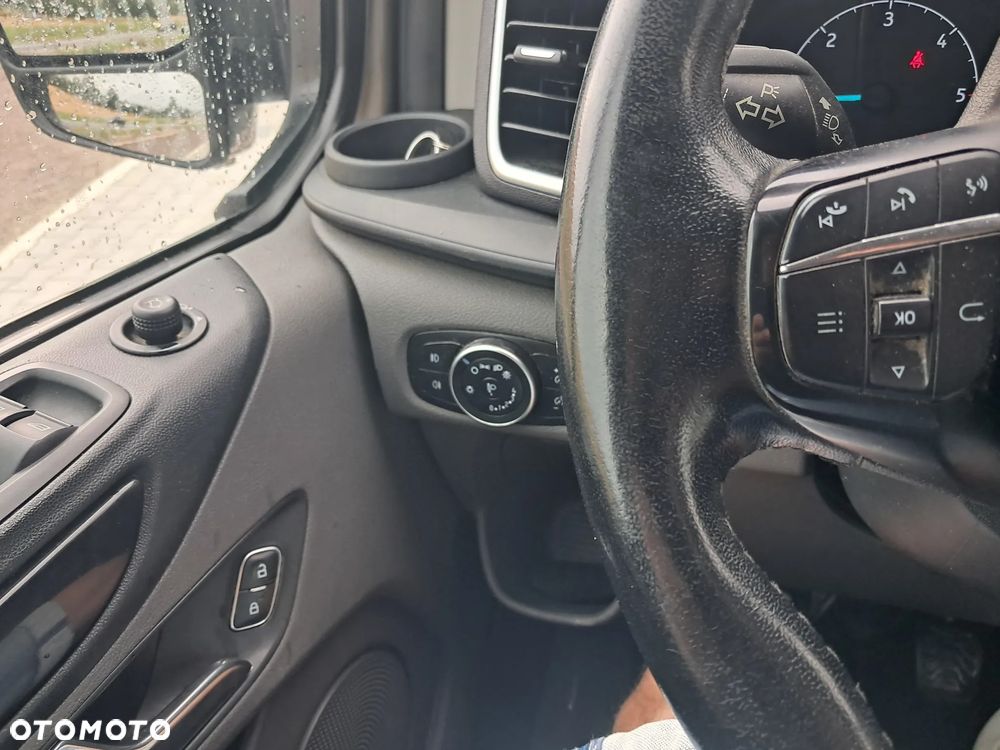 Ford Transit custom - 14