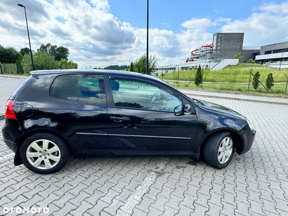 Volkswagen Golf 2.0 TDI Sportline - 6