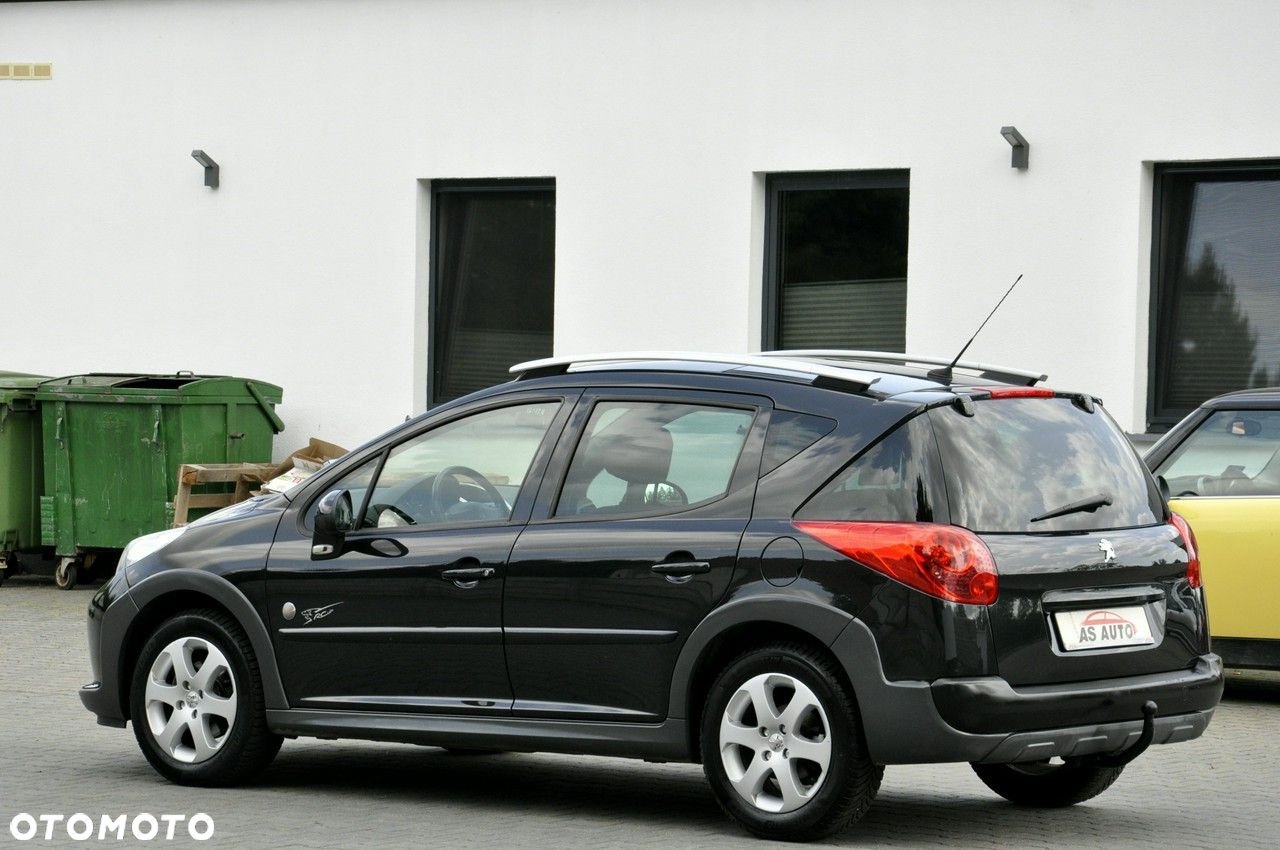 Peugeot 207 - 32