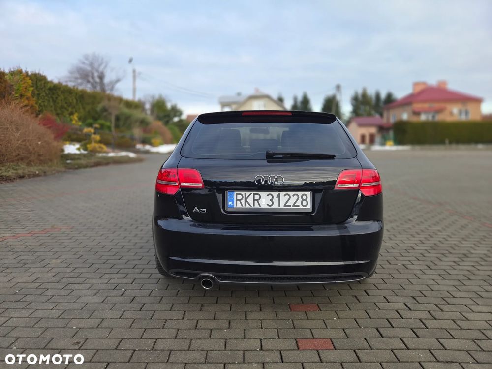 Audi A3 Sportback 1.6 Attraction - 3