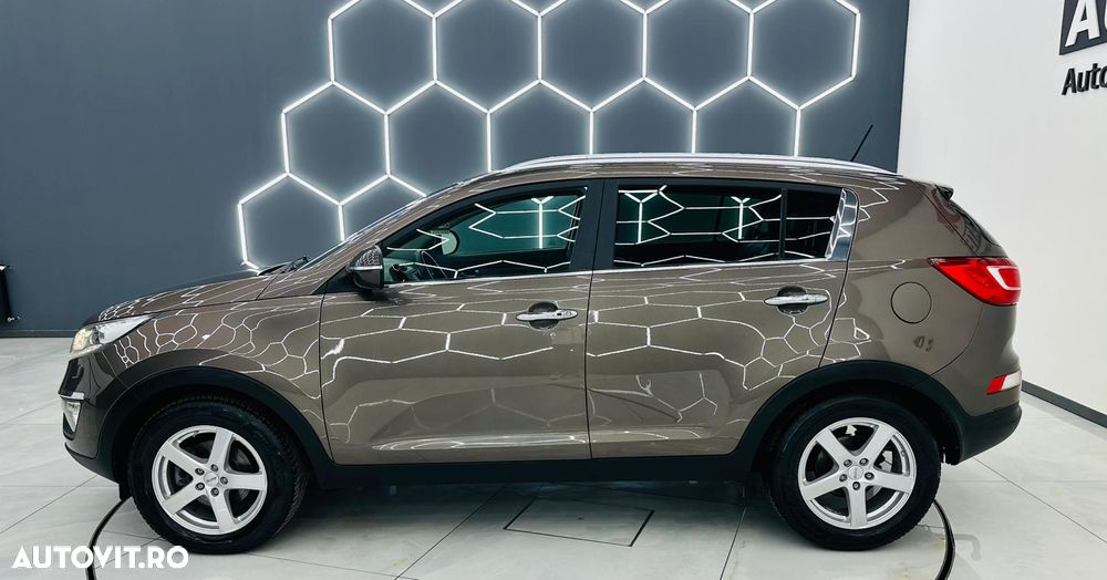 Kia Sportage 2.0 CRDI 2WD Spirit - 35