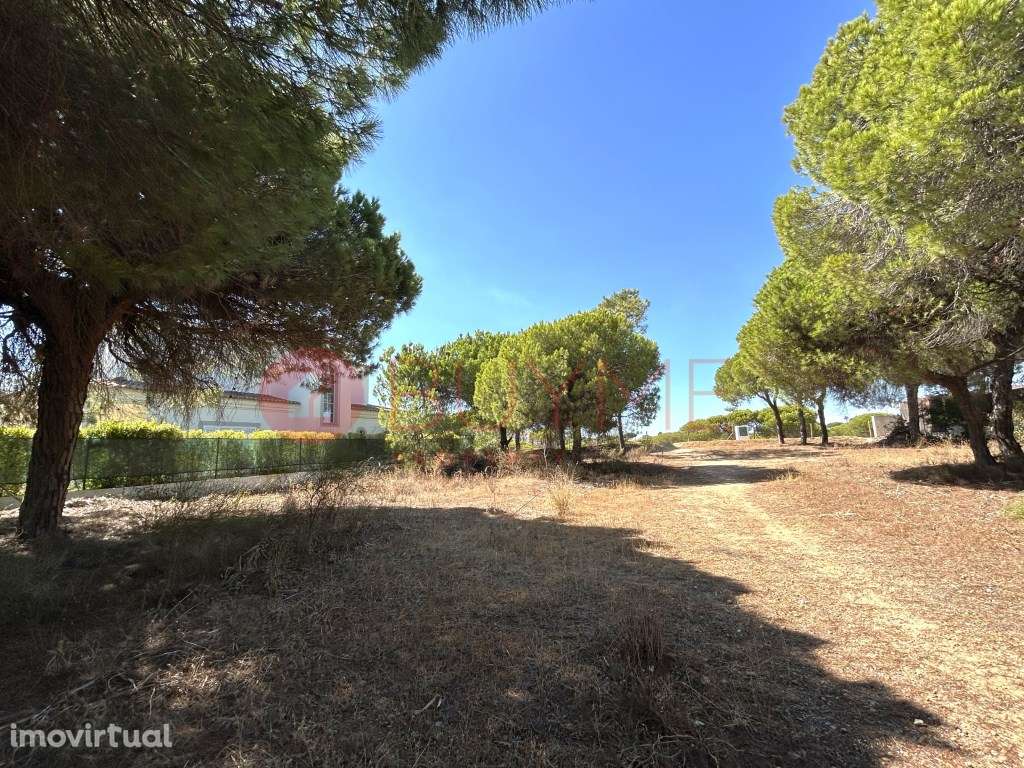 Lote Exclusivo para Moradia nas Varandas do Lago, Almancil - Grande imagem: 2/9