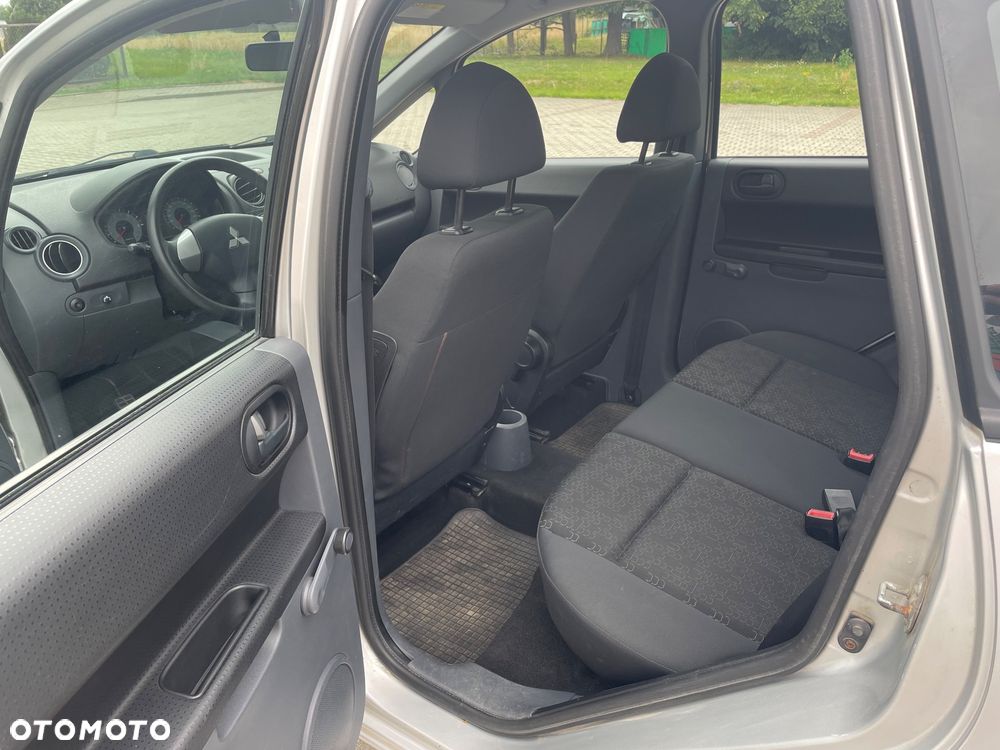 Mitsubishi Colt 1.1 Invite - 10