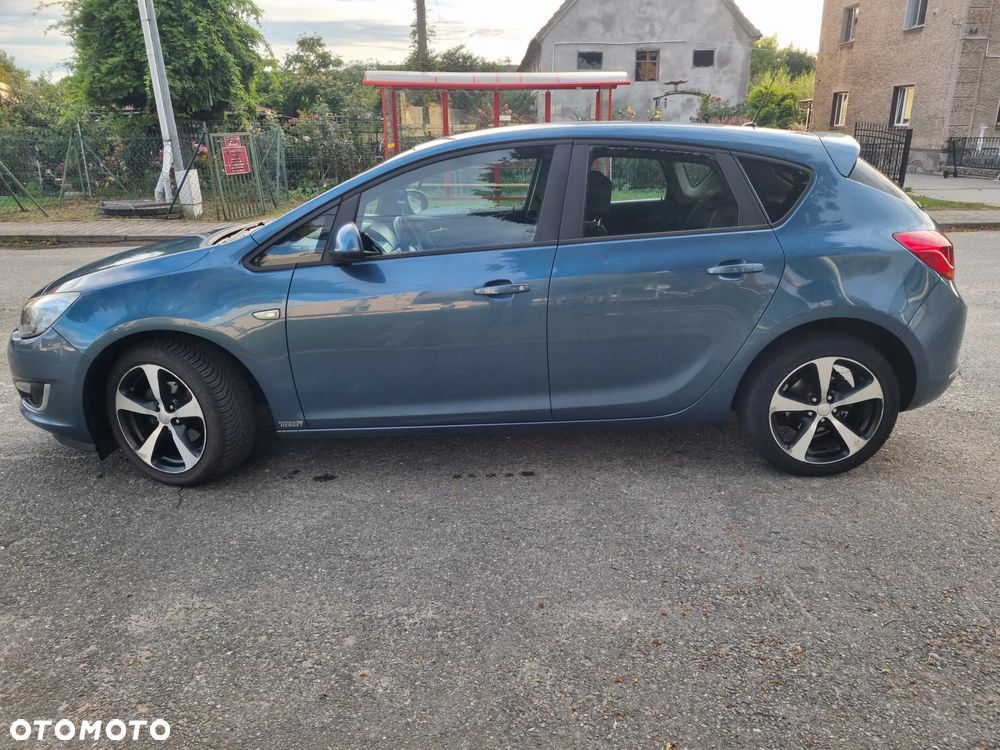 Opel Astra 1.4 Turbo Design Edition - 14