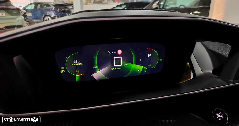 Peugeot 208 1.2 PureTech Allure EAT8 - 55