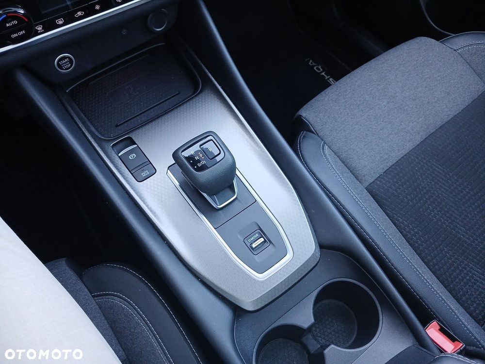 Nissan Qashqai 1.3 DIG-T mHEV N-Connecta Xtronic - 20