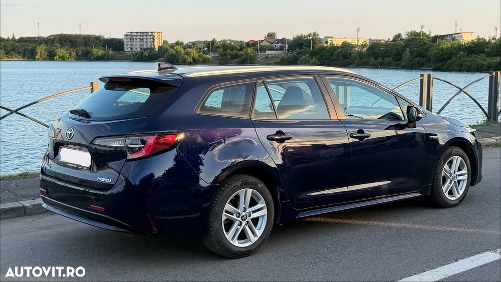 Toyota Corolla - 4