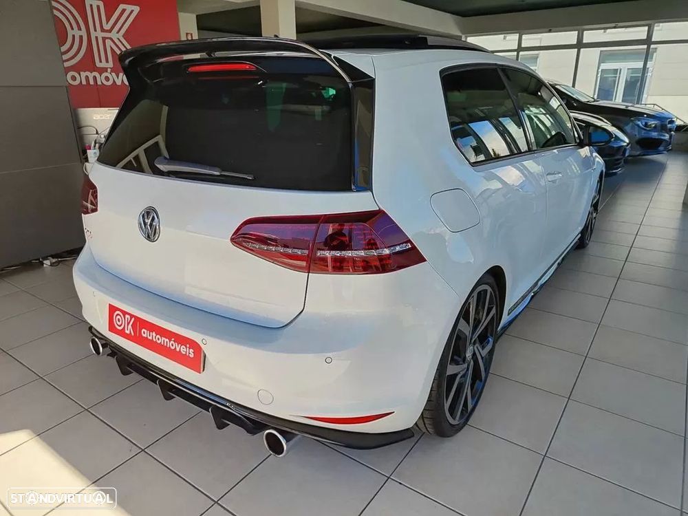 VW Golf - 4