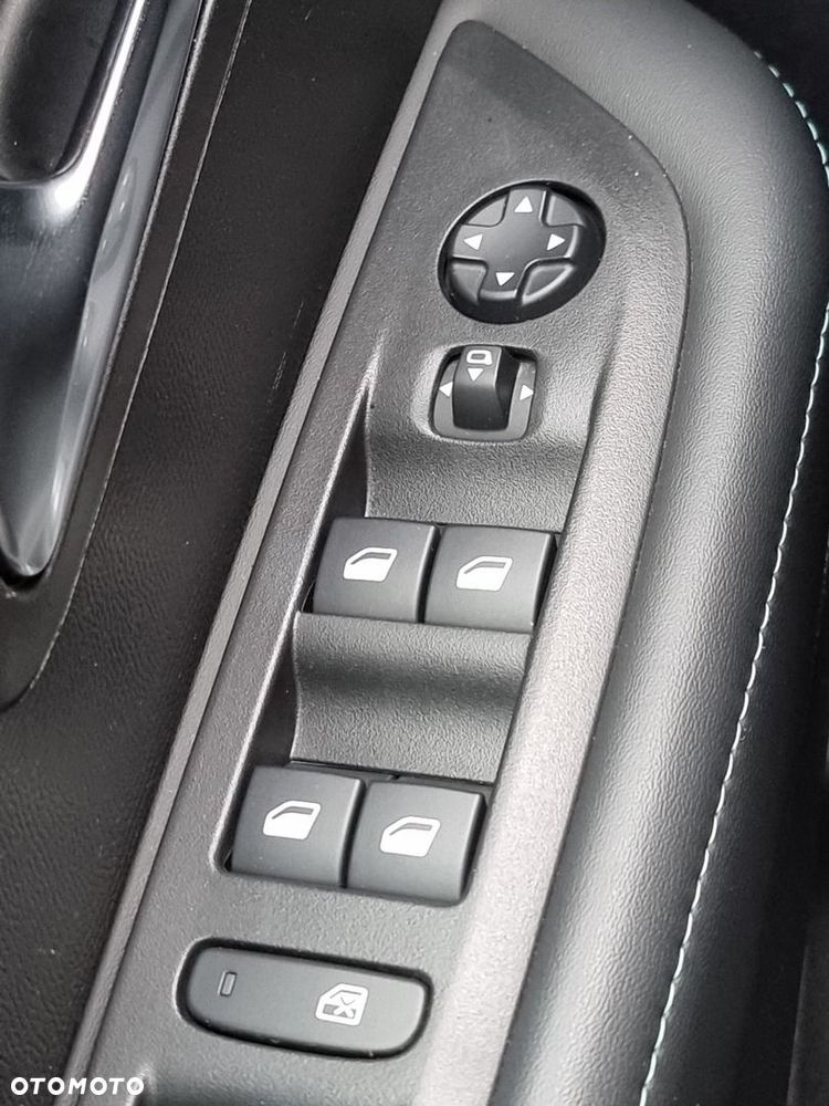 Peugeot 208 1.2 PureTech Allure Pack S&S - 26