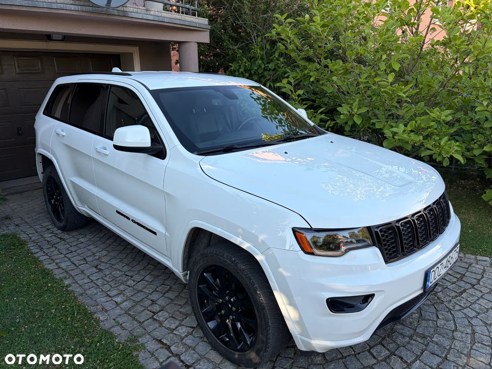 Jeep Grand Cherokee - 2