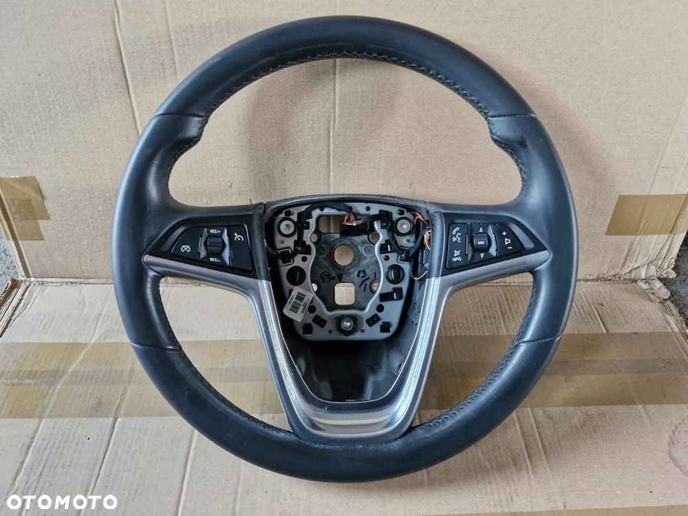 Kierownica skórzana skóra Opel Insignia A multi