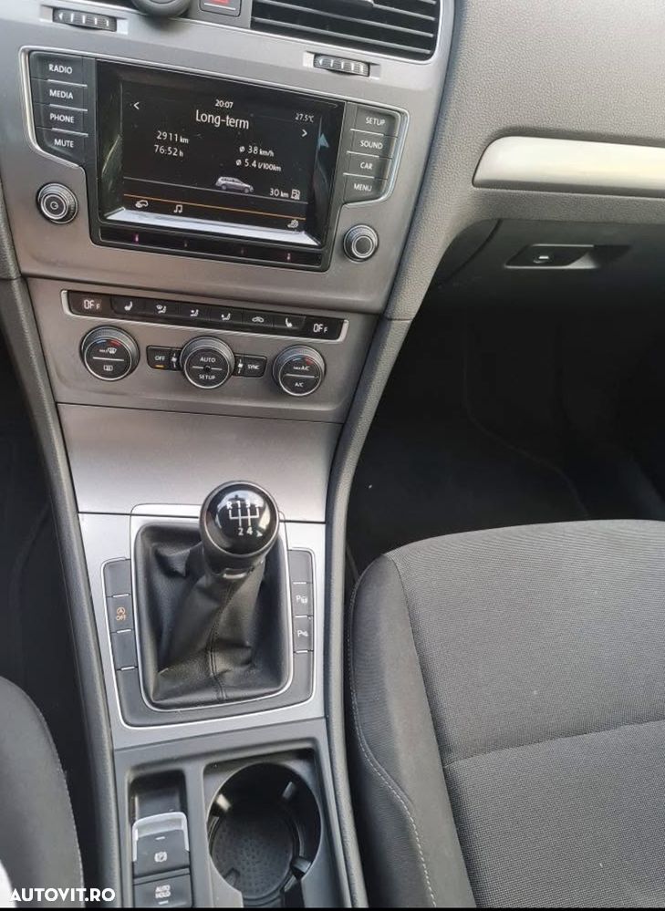 Volkswagen Golf 1.6 TDI DPF BlueMotion - 3