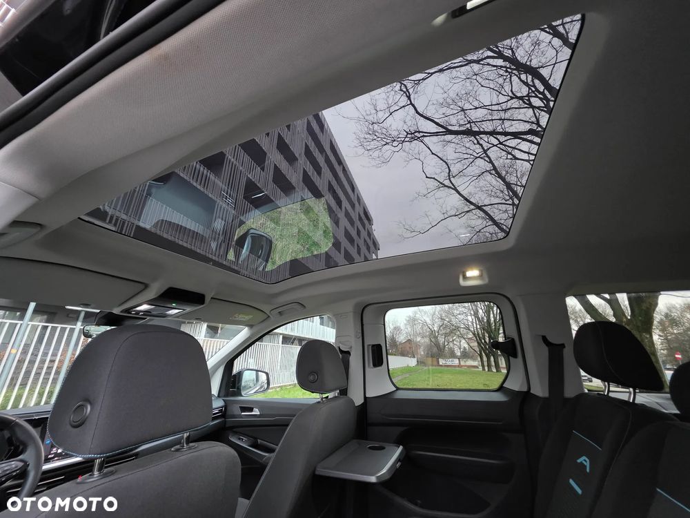 Ford Tourneo Connect 2.0 EcoBlue Active - 26