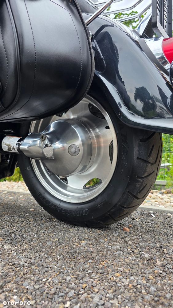 Suzuki Intruder - 26