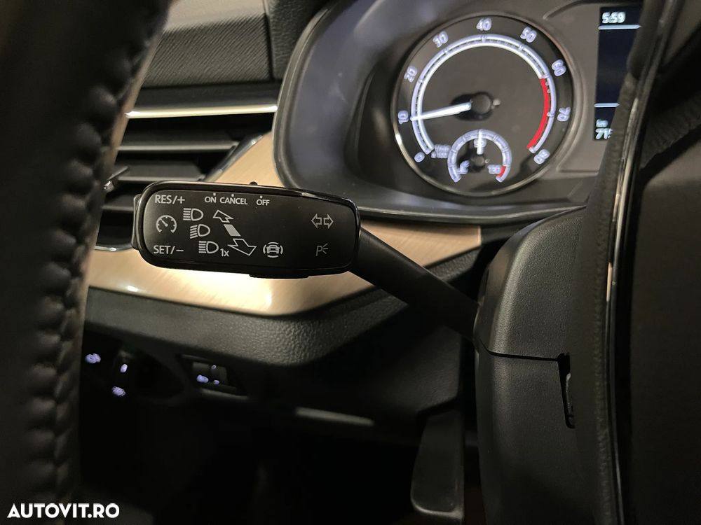 Skoda Kamiq 1.0 TSI Style - 21