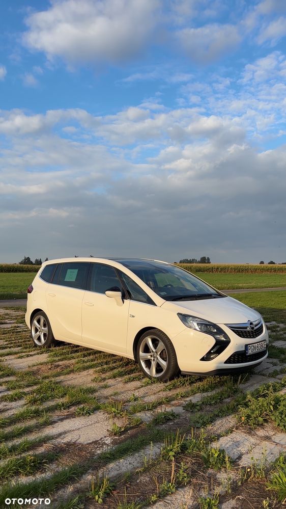 Opel Zafira 2.0 CDTI Cosmo - 1