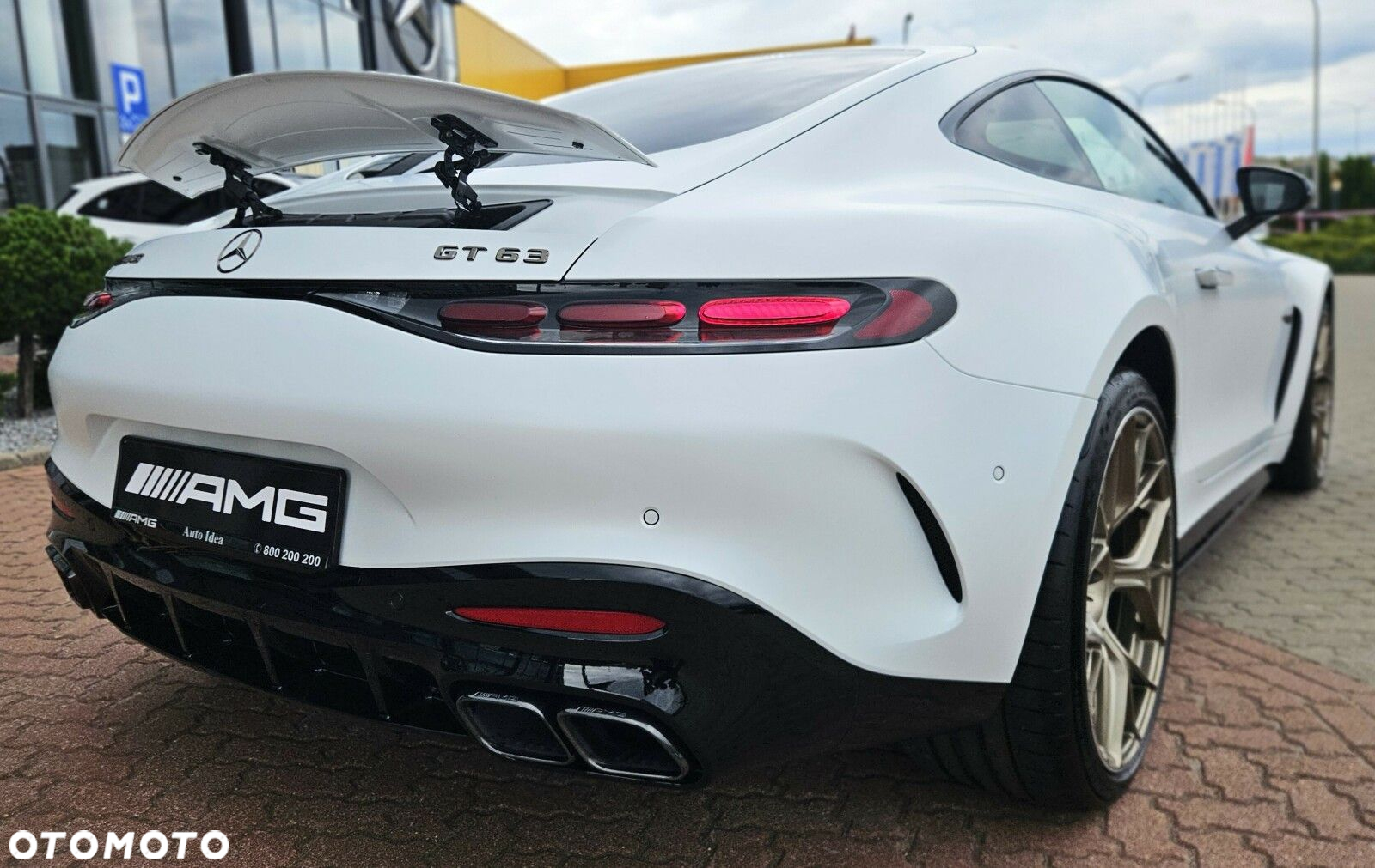 Mercedes-Benz AMG GT - 14