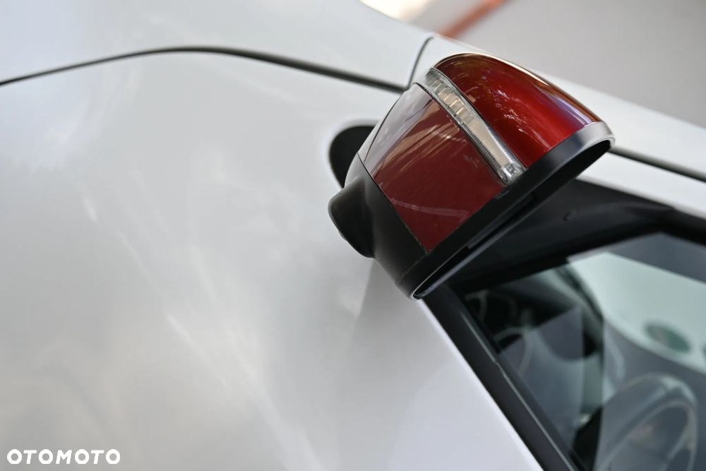 Nissan Juke 1.6 DIG-T ALL-MODE 4x4i CVT Tekna - 12