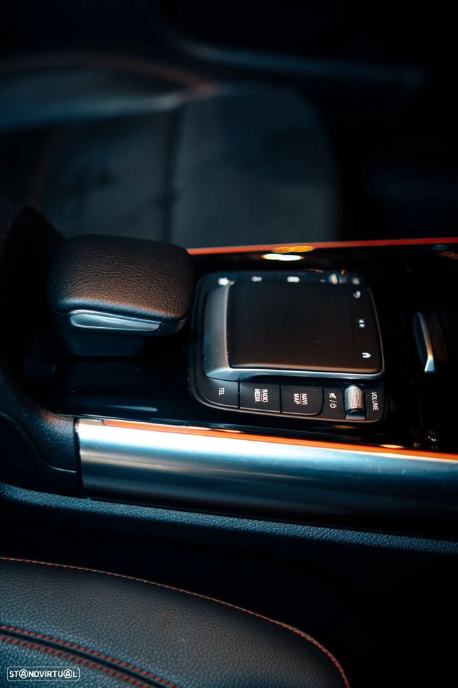 Mercedes-Benz GLA 250 e 8G-DCT AMG Line - 23