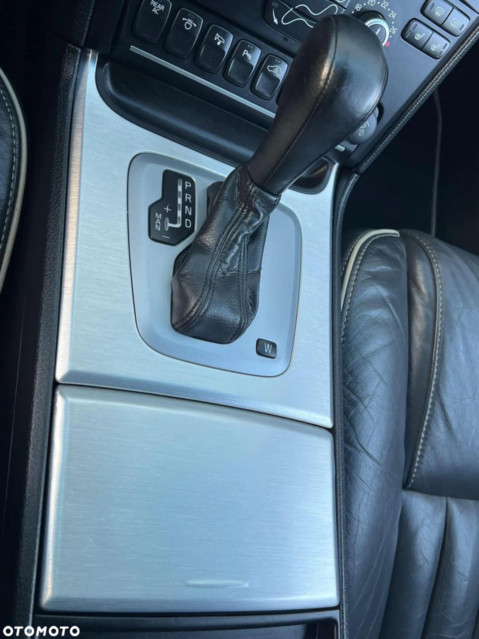 Volvo XC 90 D5 AWD Executive - 27