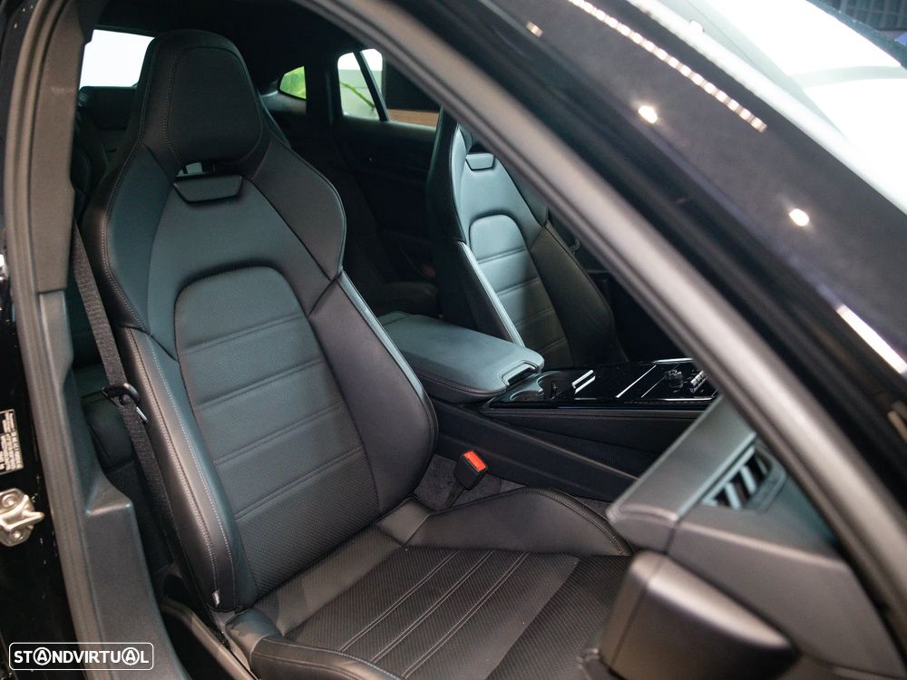 Porsche Panamera 4S E-Hybrid - 40
