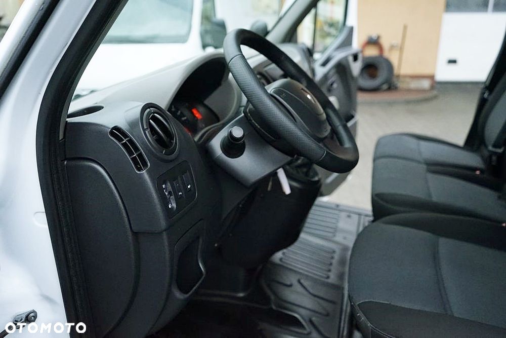 Renault Master - 11