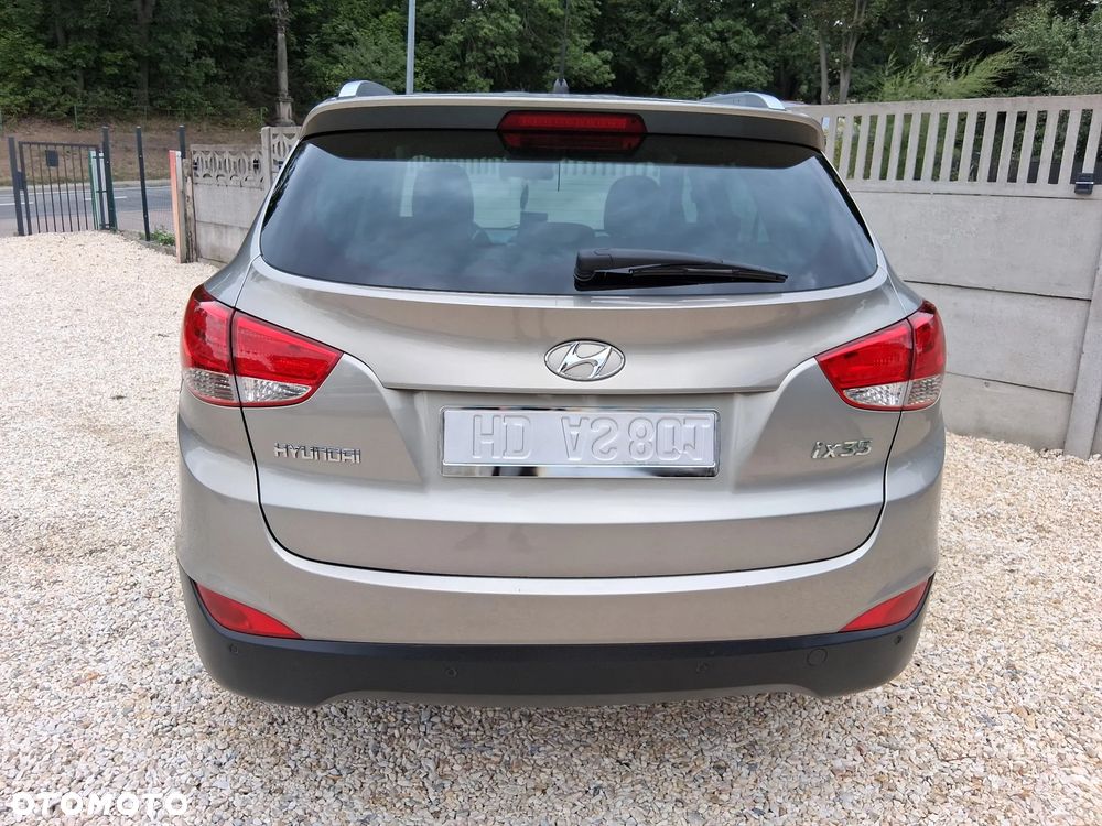 Hyundai ix35 2.0 2WD Comfort - 24