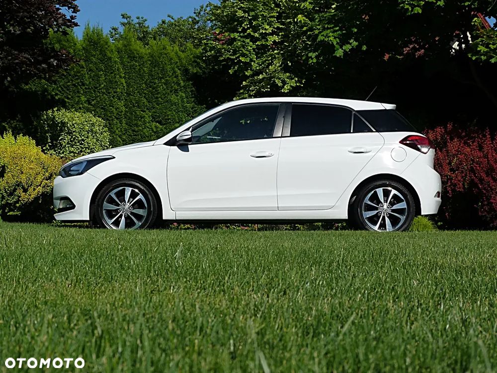Hyundai i20 1.2 YES Plus - 12
