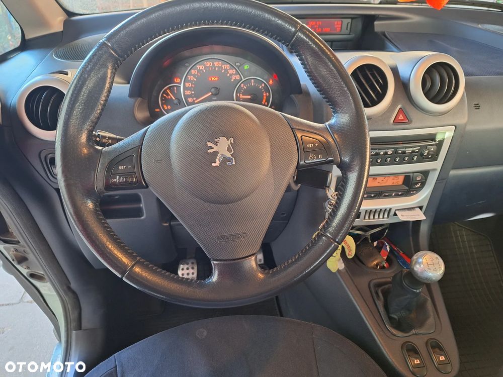 Peugeot 1007 1.4 HDI Trendy - 15