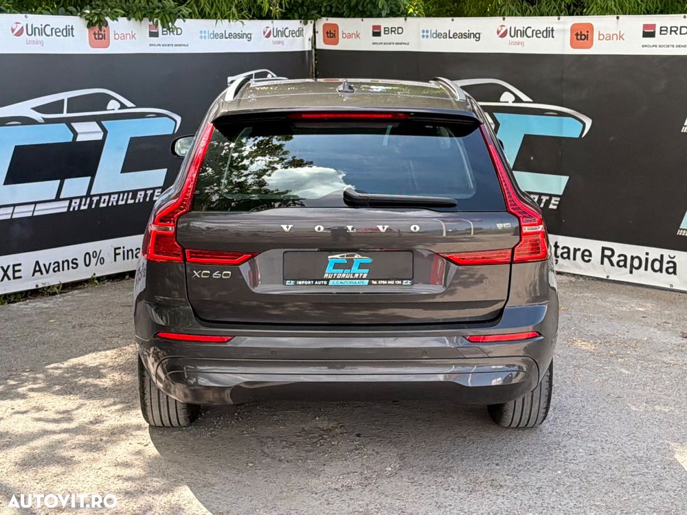 Volvo XC 60 B5 D AWD Geartronic Momentum - 37