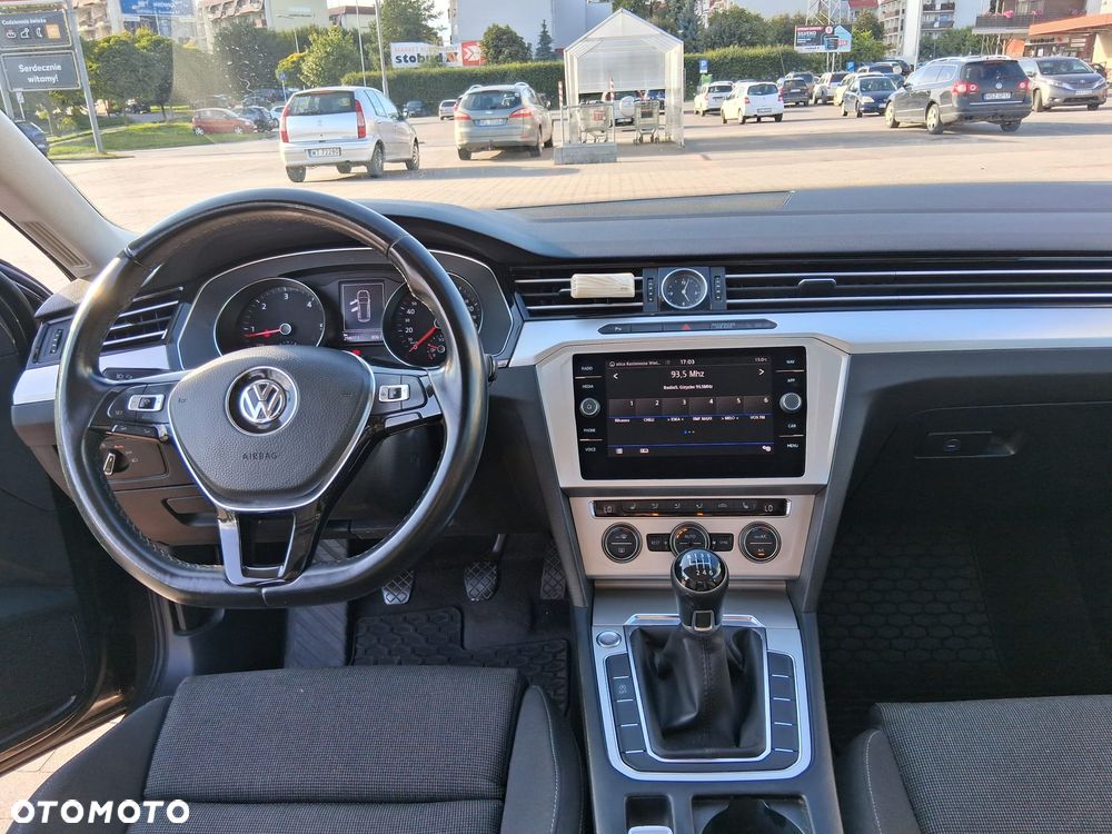 Volkswagen Passat 1.6 TDI (BlueMotion Technology) Comfortline - 2