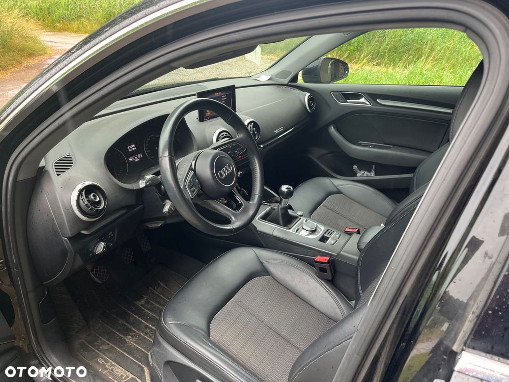 Audi A3 Sportback 1.6 TDI - 9