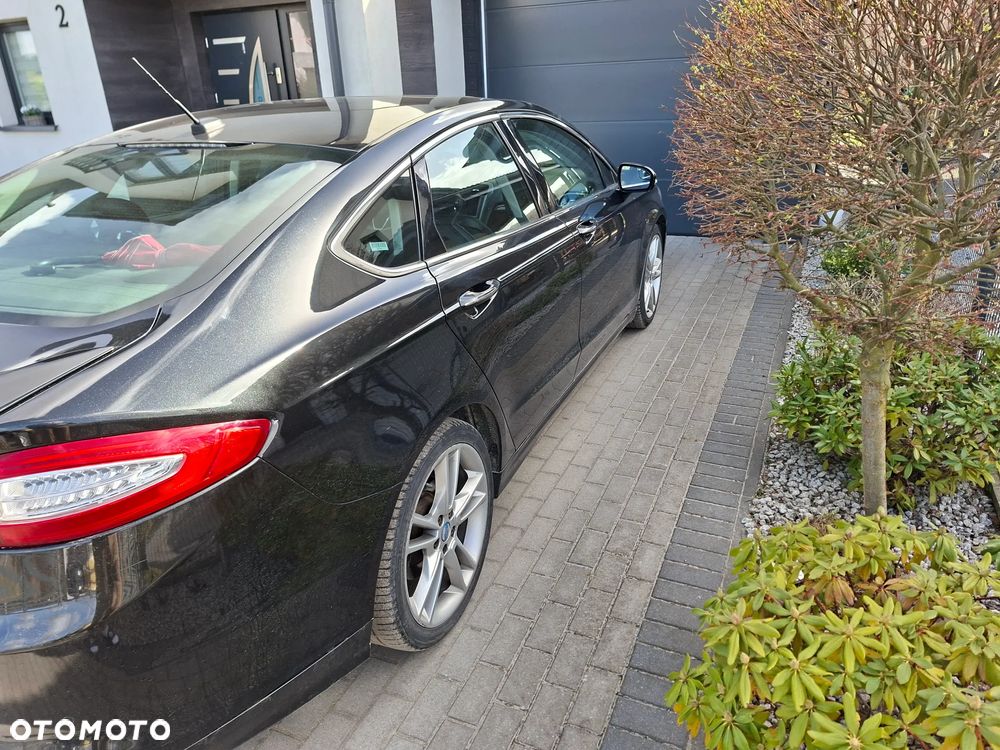 Ford Fusion - 5